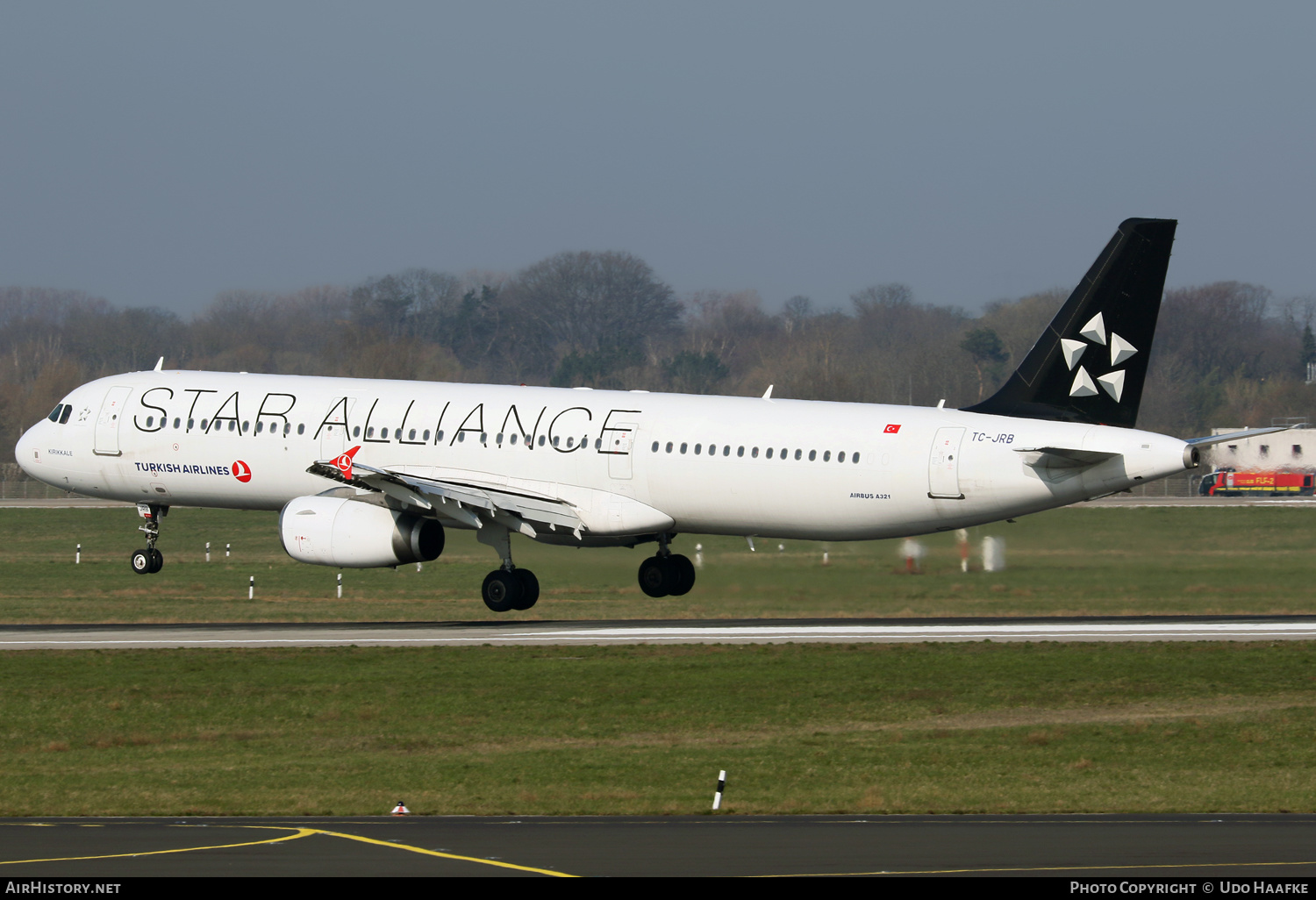 Aircraft Photo of TC-JRB | Airbus A321-231 | Turkish Airlines | AirHistory.net #535638