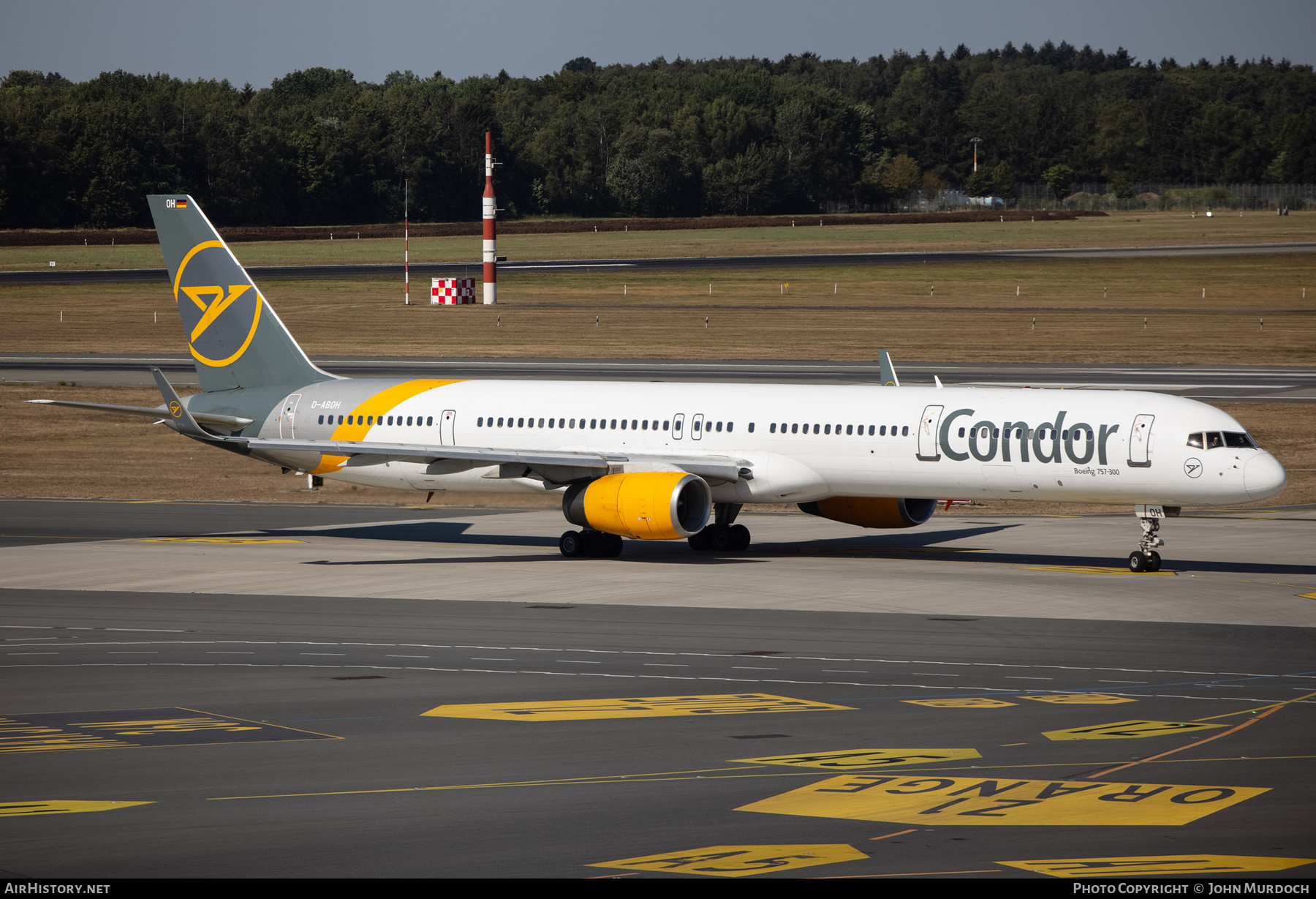Aircraft Photo of D-ABOH | Boeing 757-330 | Condor Flugdienst | AirHistory.net #535666