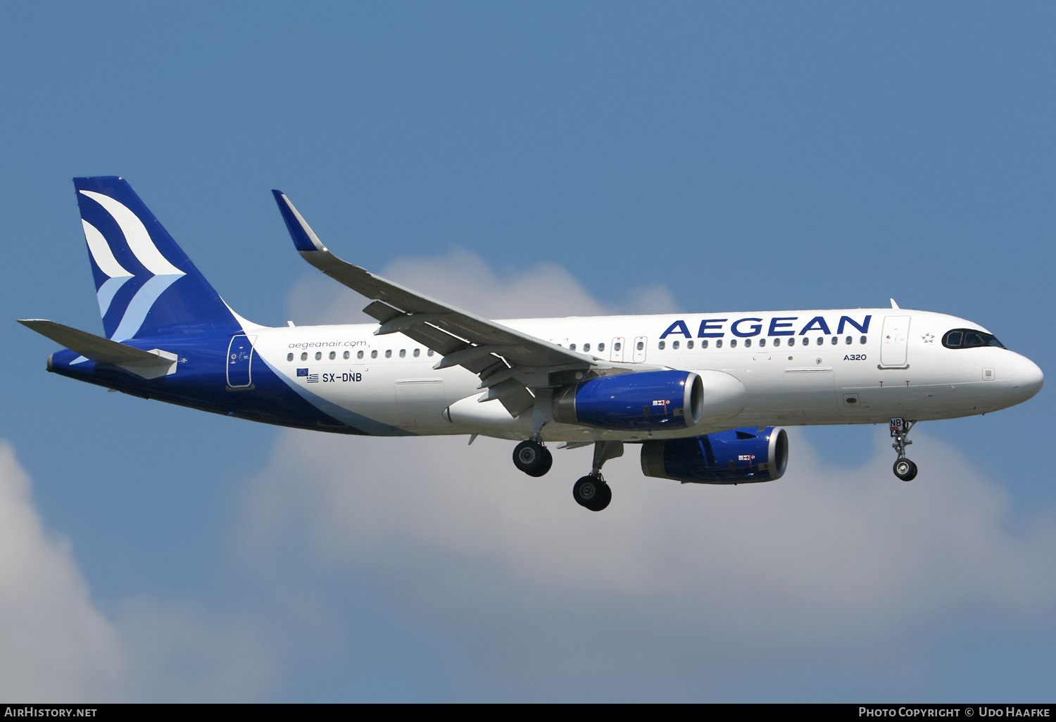 Aircraft Photo of SX-DNB | Airbus A320-232 | Aegean Airlines | AirHistory.net #535822