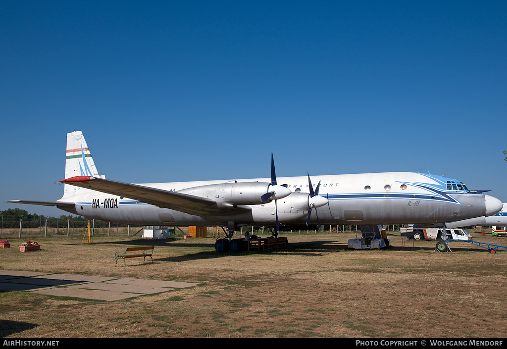 Aircraft Photo of HA-MOA | Ilyushin Il-18Gr | Malév - Hungarian Airlines | AirHistory.net #535837