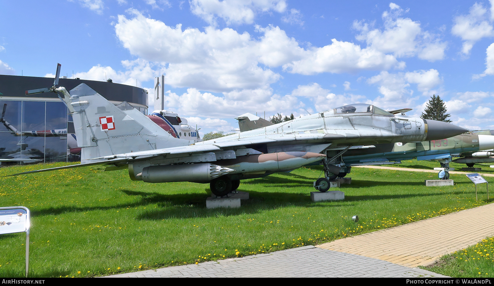 Aircraft Photo of 4109 | Mikoyan-Gurevich MiG-29G (9-12A) | Poland - Air Force | AirHistory.net #535841