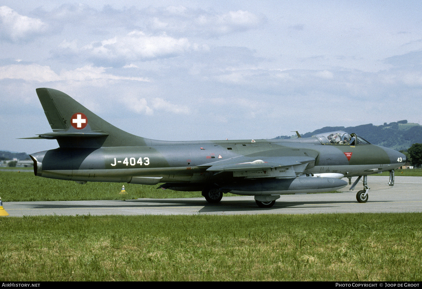 Aircraft Photo of J-4043 | Hawker Hunter F58 | Switzerland - Air Force | AirHistory.net #535989
