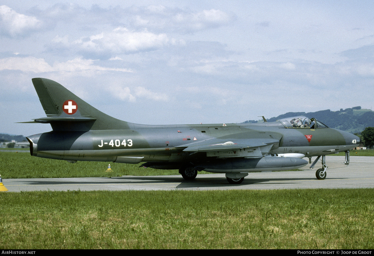 Aircraft Photo of J-4043 | Hawker Hunter F58 | Switzerland - Air Force | AirHistory.net #535989