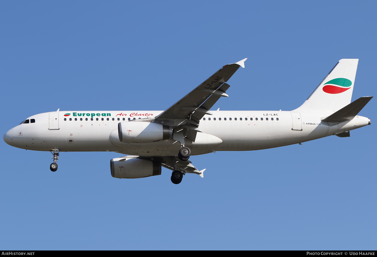 Aircraft Photo of LZ-LAC | Airbus A320-231 | European Air Charter | AirHistory.net #535991