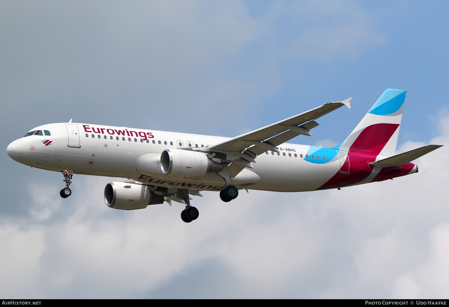 Aircraft Photo of D-ABHC | Airbus A320-214 | Eurowings | AirHistory.net #536010