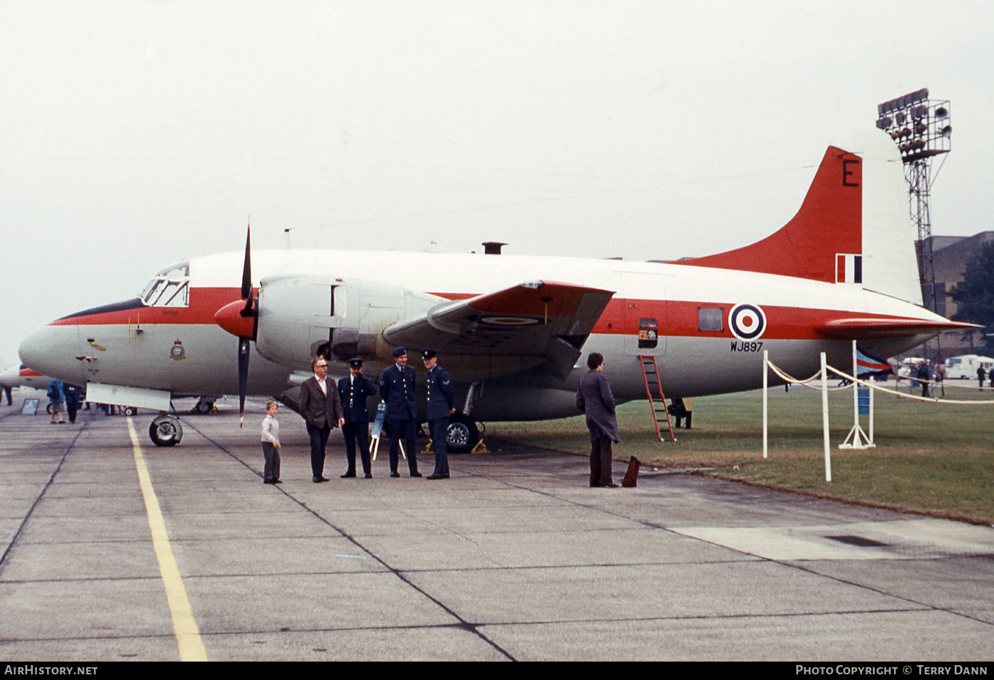 Aircraft Photo of WJ897 | Vickers 668 Varsity T.1 | UK - Air Force | AirHistory.net #536026