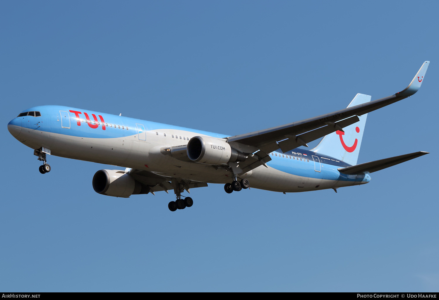 Aircraft Photo of PH-OYI | Boeing 767-304/ER | TUI | AirHistory.net #536122