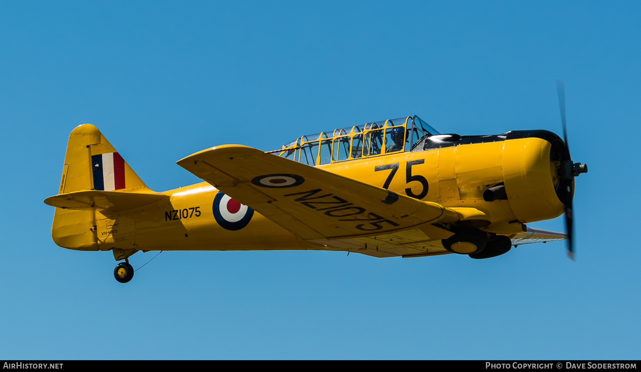 Aircraft Photo of VH-HVD / NZ1075 | North American AT-6D Harvard III | New Zealand - Air Force | AirHistory.net #536216