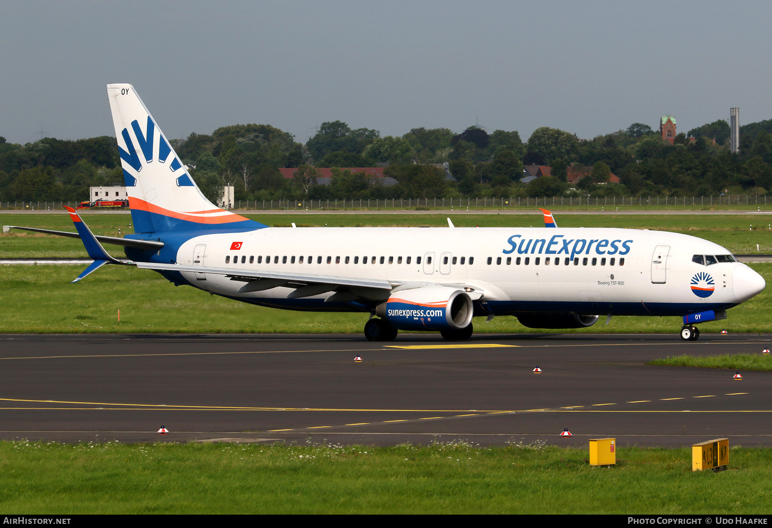 Aircraft Photo of TC-SOY | Boeing 737-8HC | SunExpress | AirHistory.net #536221