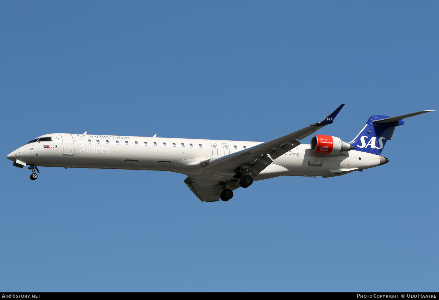Aircraft Photo of EI-FPR | Bombardier CRJ-900LR (CL-600-2D24) | Scandinavian Airlines - SAS | AirHistory.net #536233
