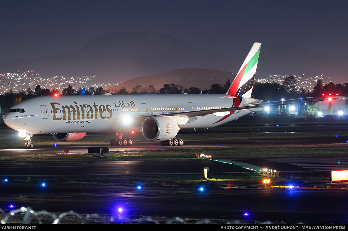 Aircraft Photo of A6-EGN | Boeing 777-31H/ER | Emirates | AirHistory.net #536240