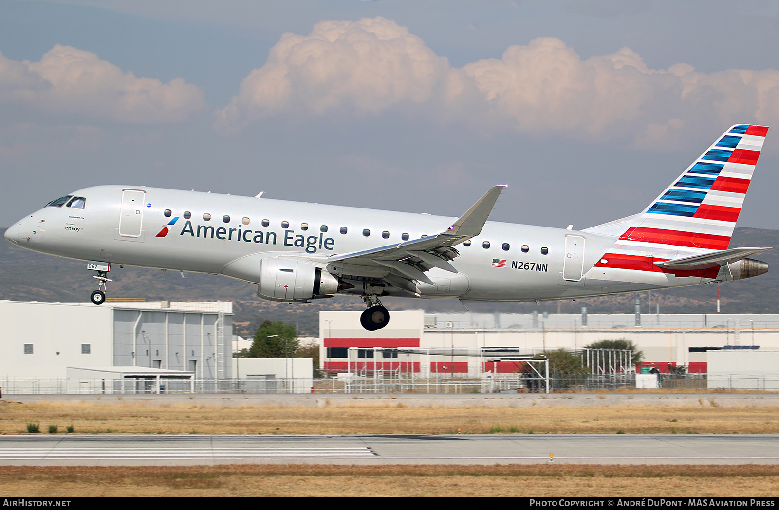 Aircraft Photo of N267NN | Embraer 175LR (ERJ-170-200LR) | American Eagle | AirHistory.net #536254