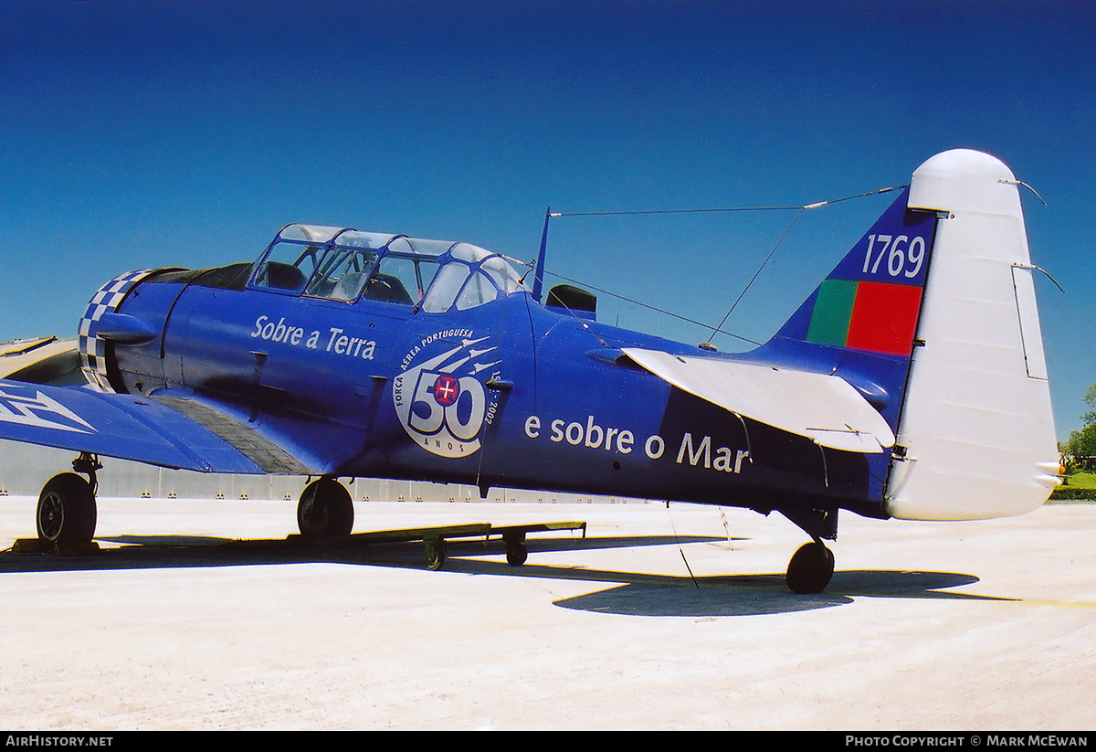 Aircraft Photo of 1769 | North American T-6J Texan | Portugal - Air Force | AirHistory.net #536343