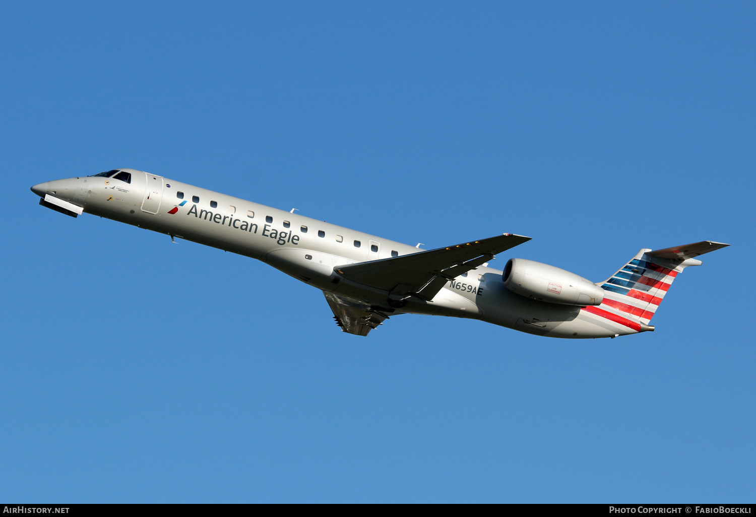 Aircraft Photo of N659AE | Embraer ERJ-145LR (EMB-145LR) | American Eagle | AirHistory.net #536395