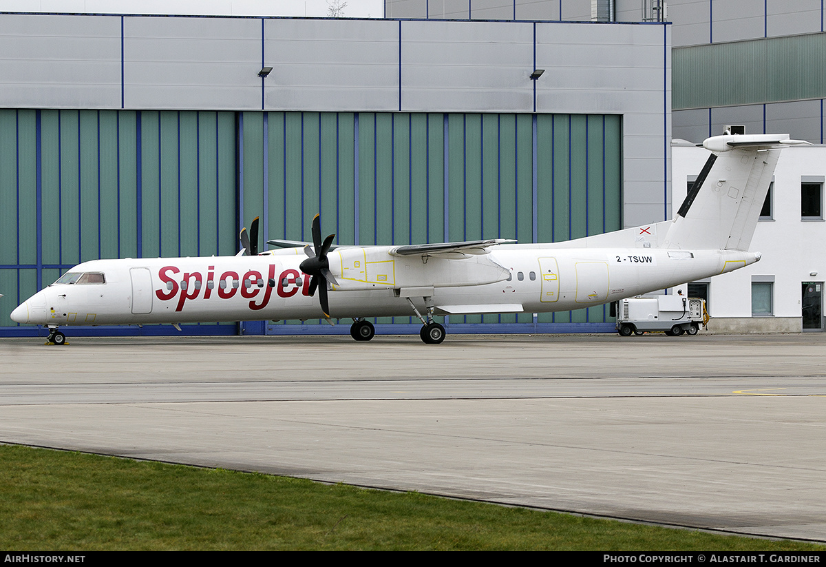 Aircraft Photo of 2-TSUW | Bombardier DHC-8-402 Dash 8 | SpiceJet | AirHistory.net #536444