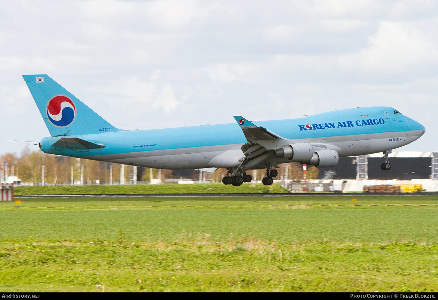 Aircraft Photo of HL7603 | Boeing 747-4B5F/ER/SCD | Korean Air Cargo | AirHistory.net #536470