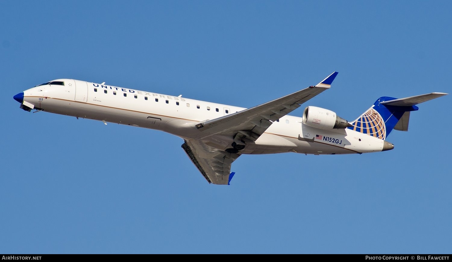 Aircraft Photo of N152GJ | Bombardier CRJ-701ER (CL-600-2C10) | United Express | AirHistory.net #536476