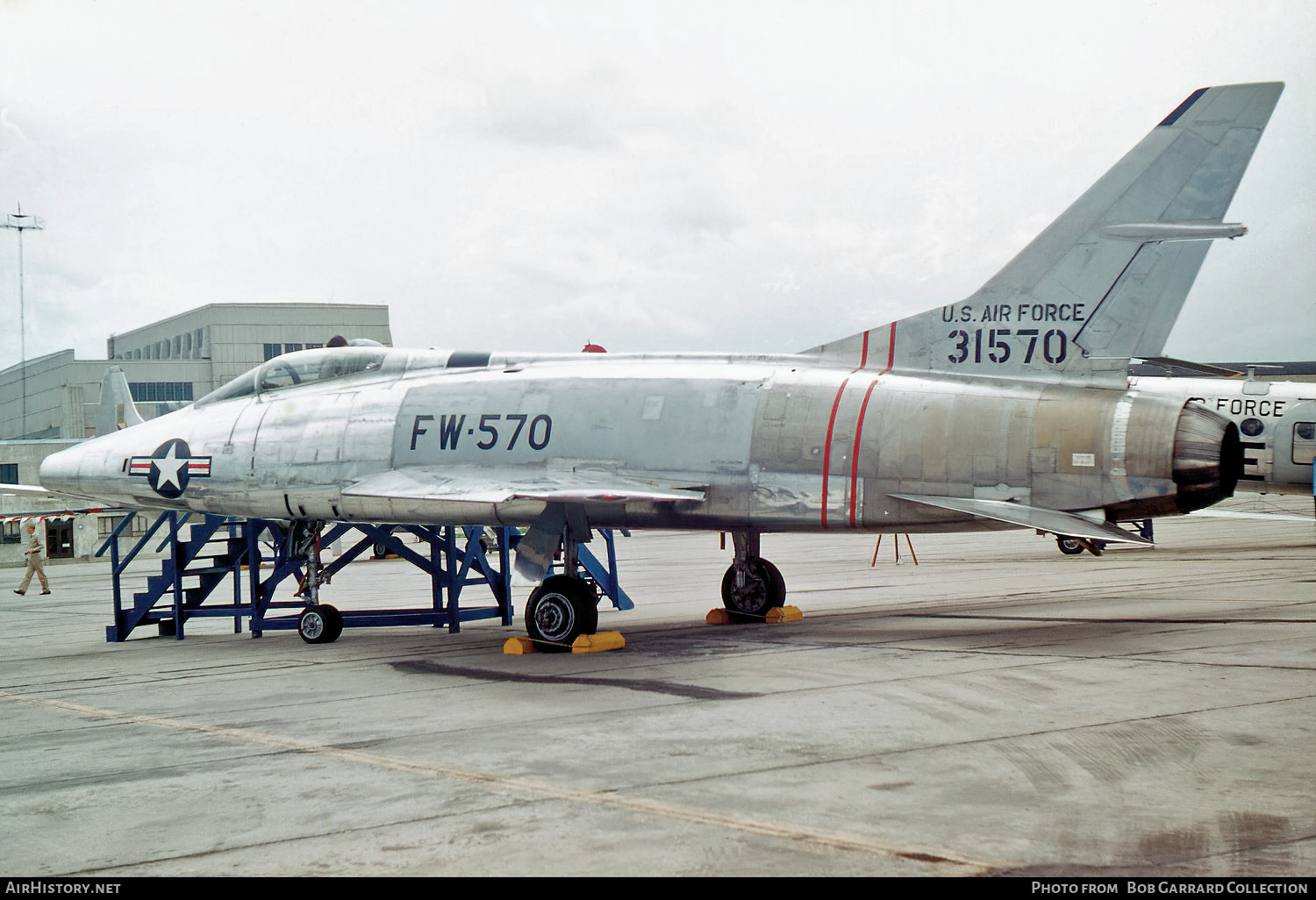 Aircraft Photo of 53-1570 / FW-570 | North American EF-100A Super Sabre | USA - Air Force | AirHistory.net #536520