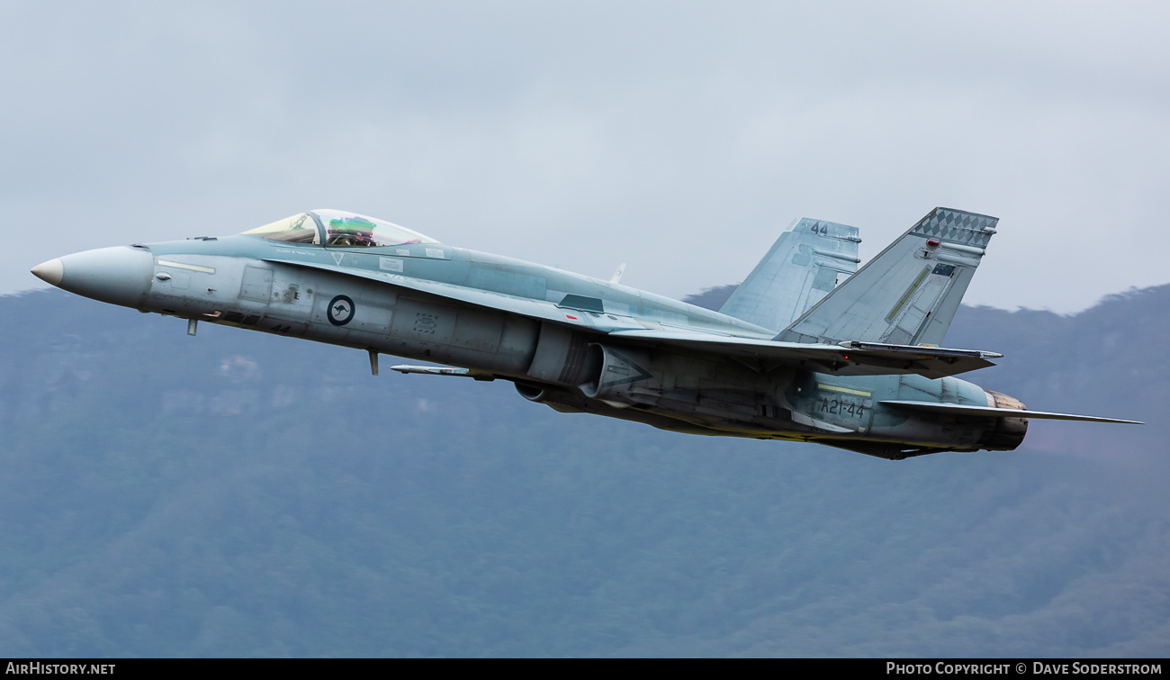 Aircraft Photo of A21-44 | McDonnell Douglas F/A-18A Hornet | Australia - Air Force | AirHistory.net #536594