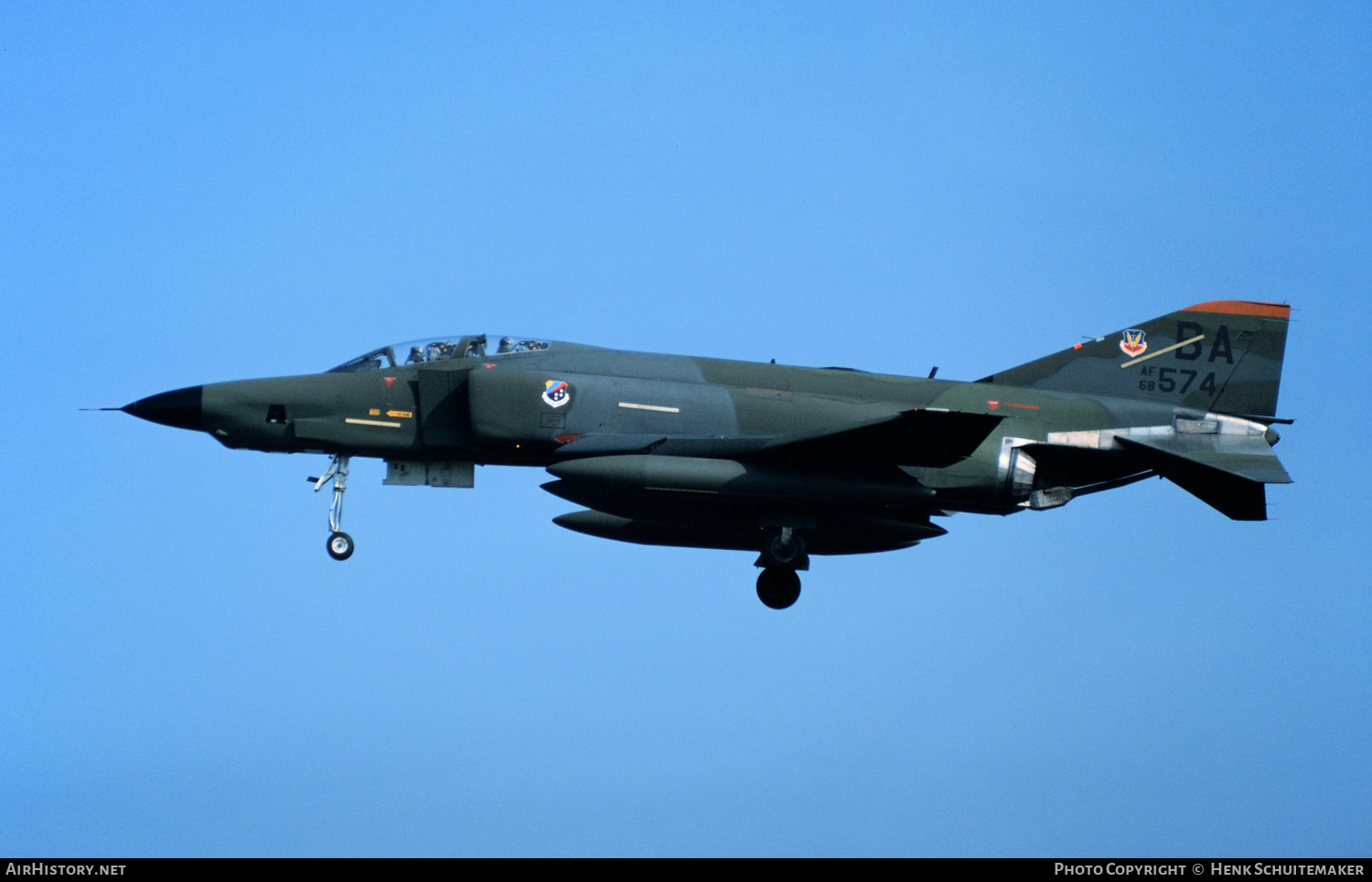 Aircraft Photo of 68-0574 / AF68-574 | McDonnell Douglas RF-4C Phantom II | USA - Air Force | AirHistory.net #536637