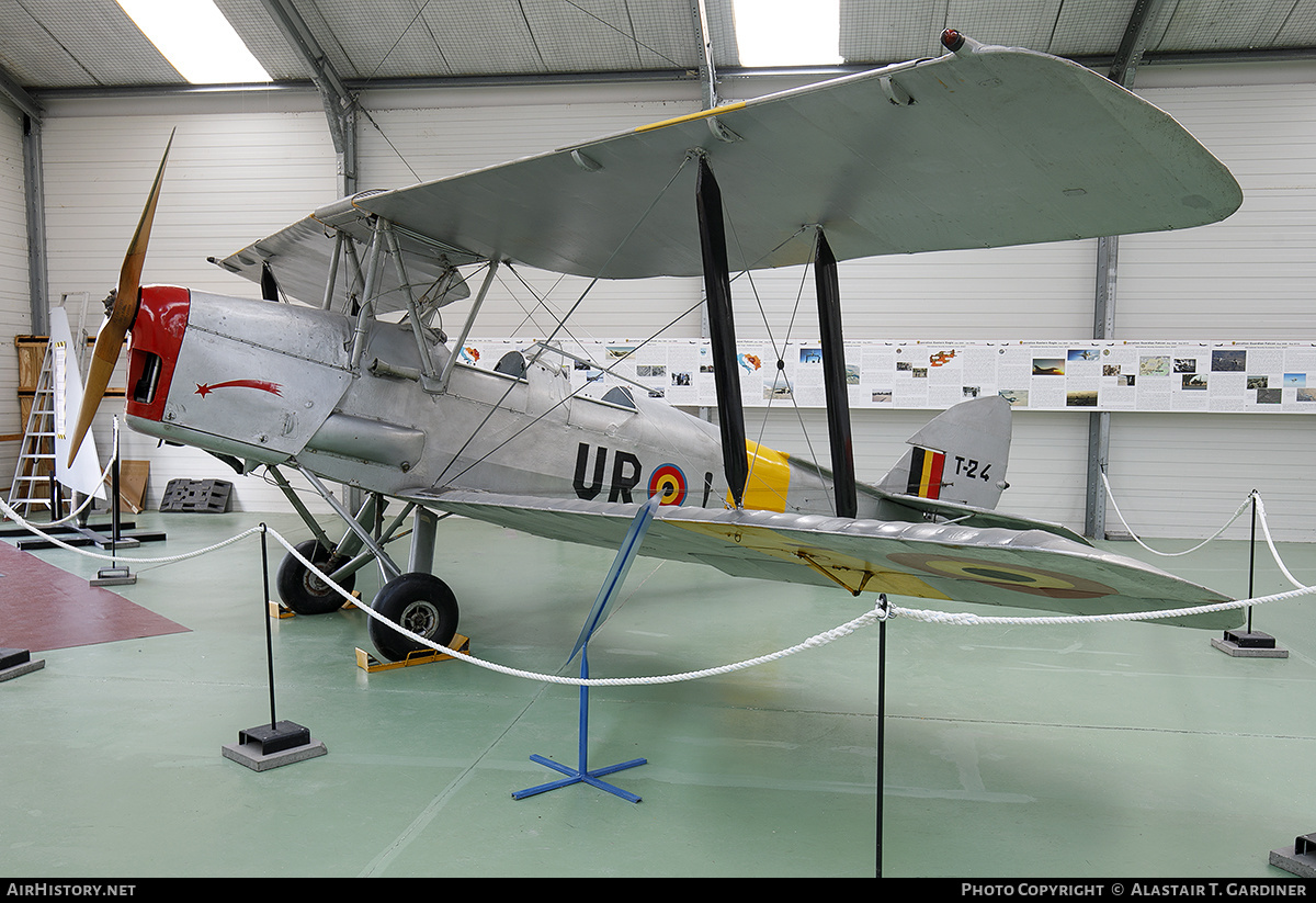 Aircraft Photo of T-24 | De Havilland D.H. 82A Tiger Moth II | Belgium - Air Force | AirHistory.net #536711