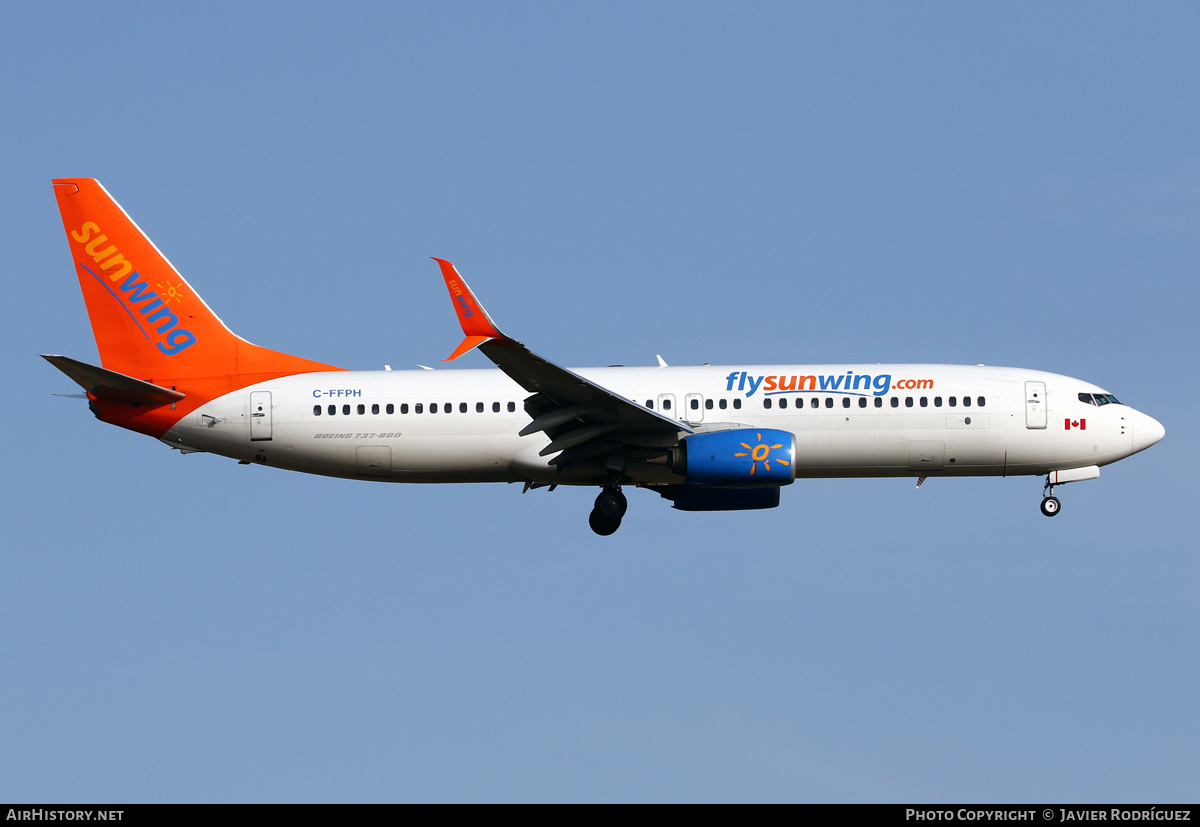 Aircraft Photo of C-FFPH | Boeing 737-81D | Sunwing Airlines | AirHistory.net #536714