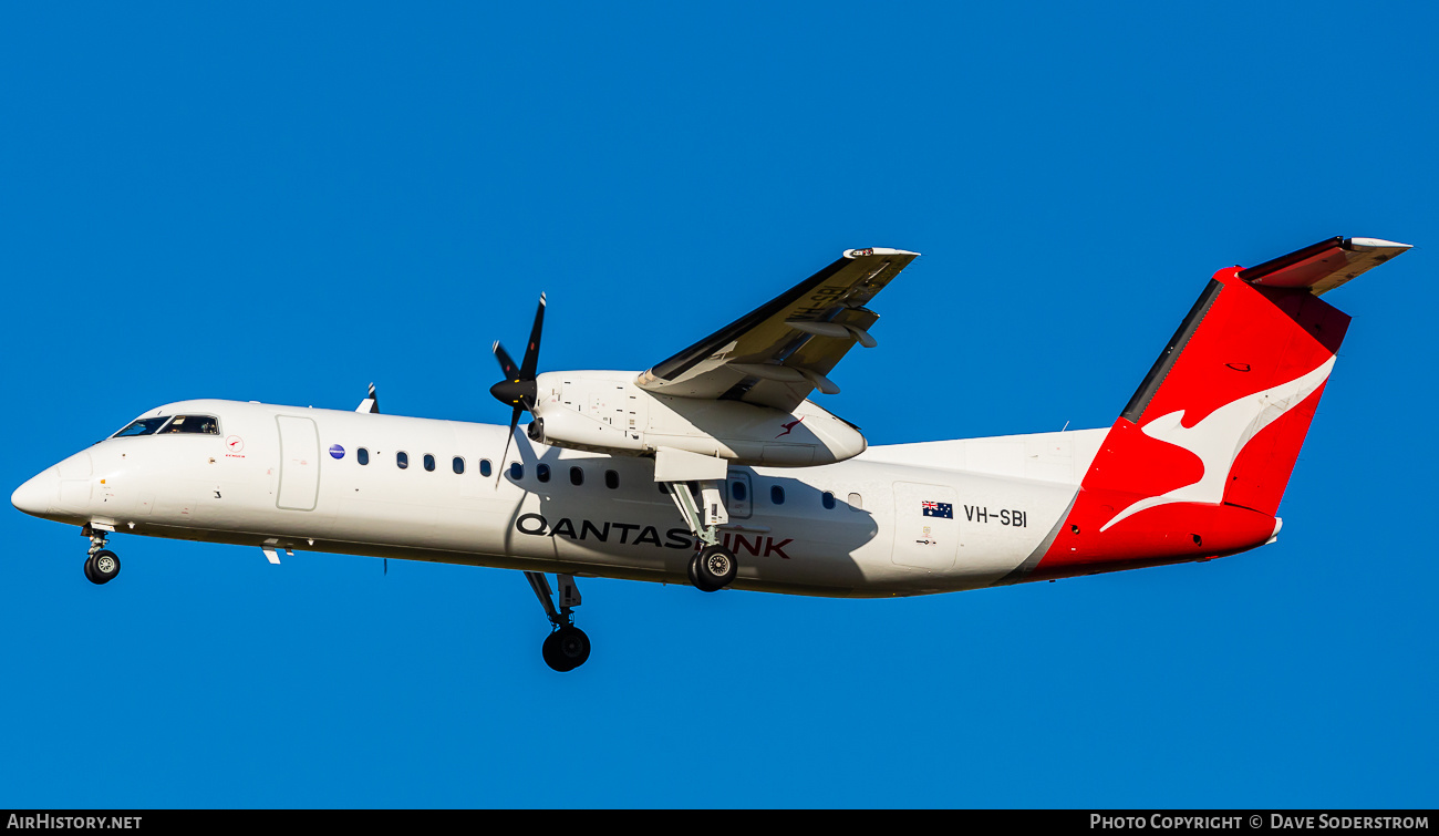 Aircraft Photo of VH-SBI | Bombardier DHC-8-315Q Dash 8 | QantasLink | AirHistory.net #536794