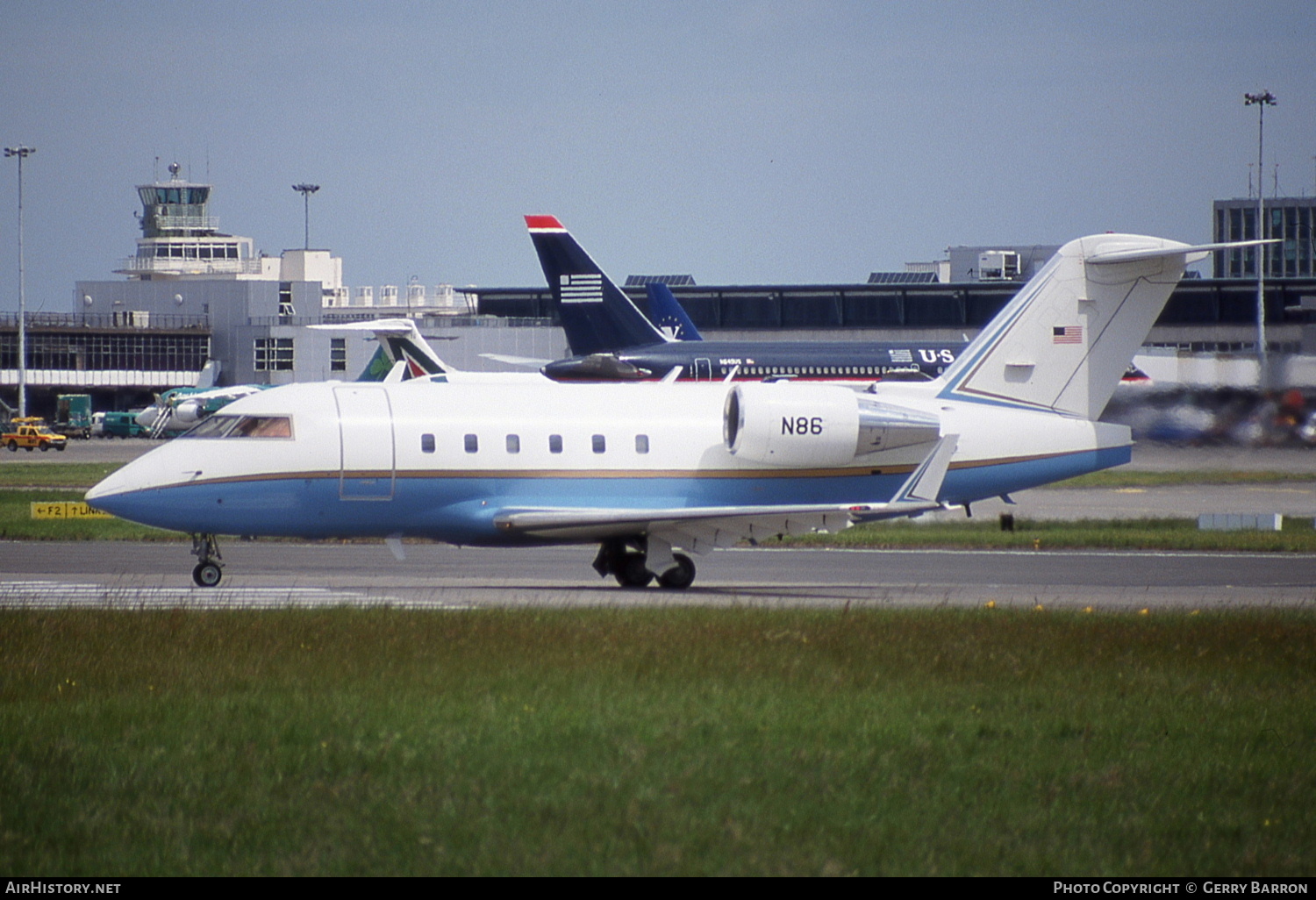 Aircraft Photo of N86 | Canadair Challenger 601-3R (CL-600-2B16) | FAA - Federal Aviation Administration | AirHistory.net #536968