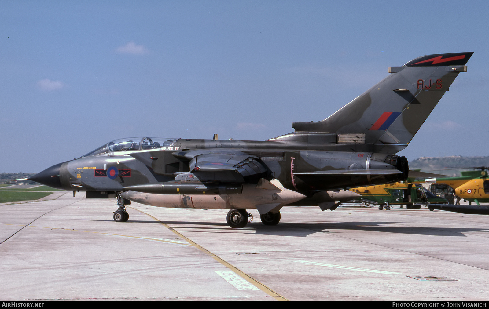 Aircraft Photo of ZA411 | Panavia Tornado GR1B | UK - Air Force | AirHistory.net #537105