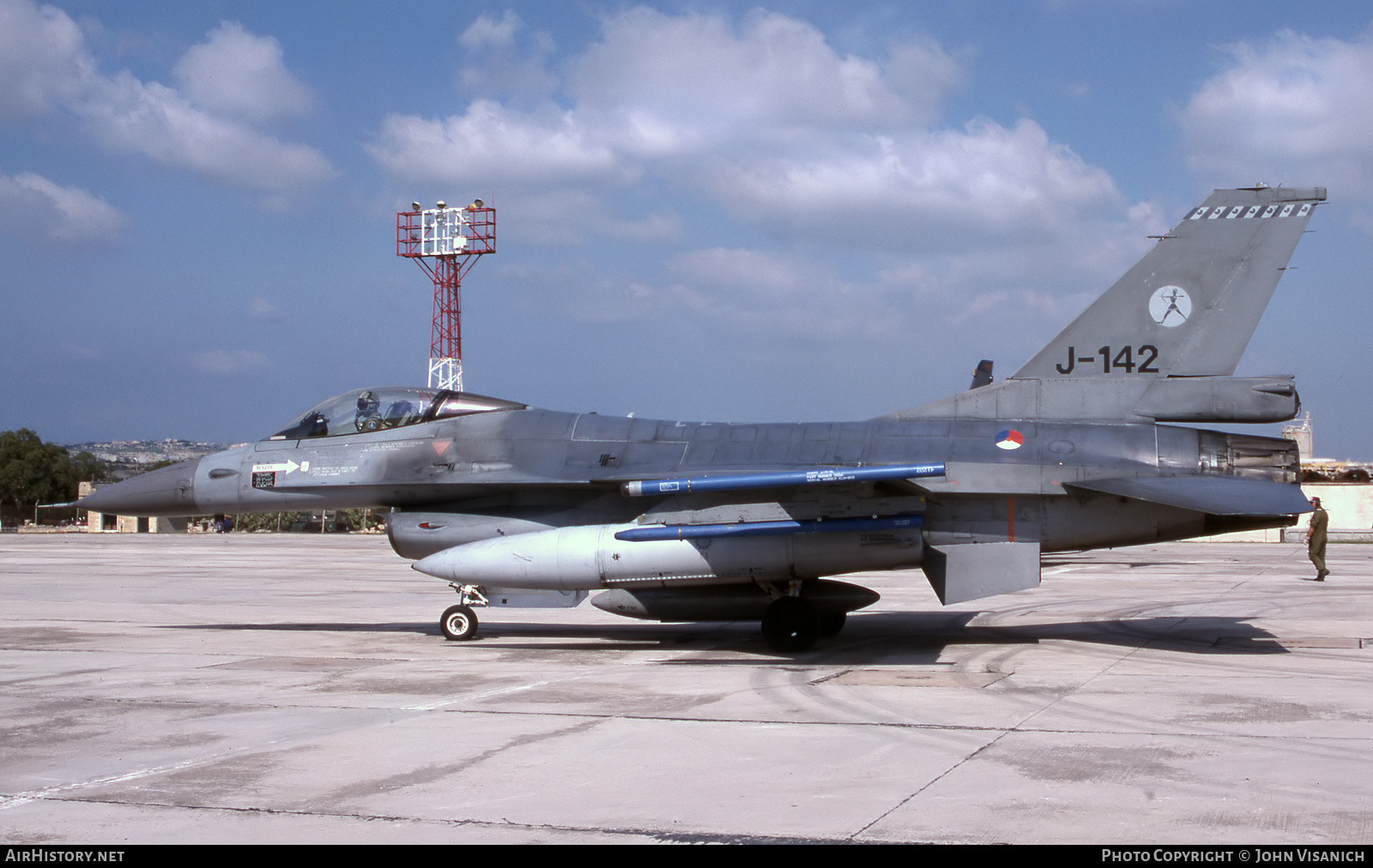 Aircraft Photo of J-142 | General Dynamics F-16A Fighting Falcon | Netherlands - Air Force | AirHistory.net #537124