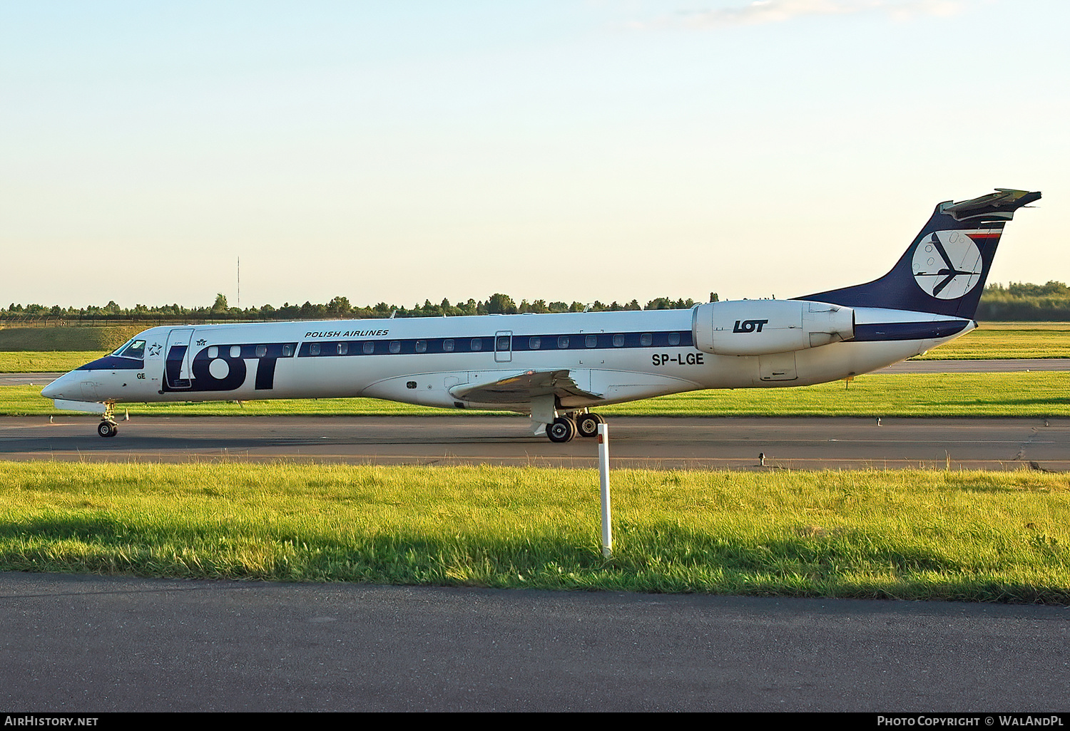Aircraft Photo of SP-LGE | Embraer ERJ-145MP (EMB-145MP) | LOT Polish Airlines - Polskie Linie Lotnicze | AirHistory.net #537149