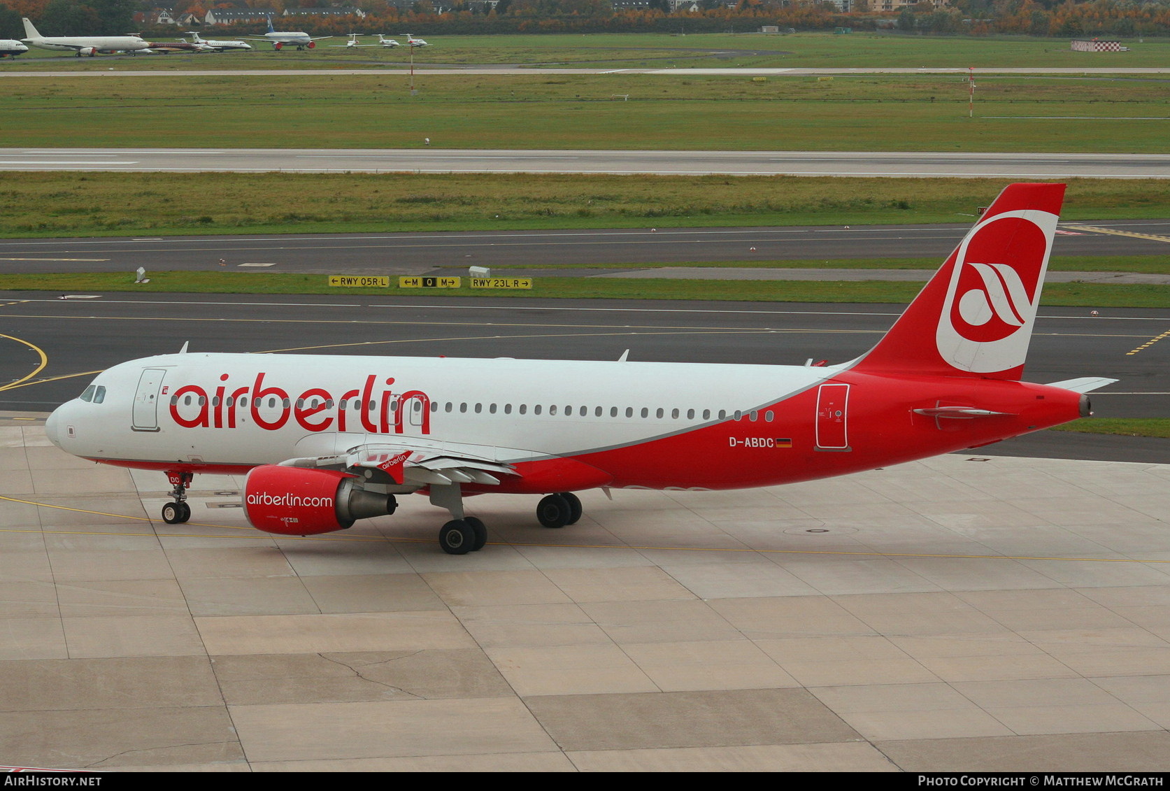 Aircraft Photo of D-ABDC | Airbus A320-214 | Air Berlin | AirHistory.net #537254