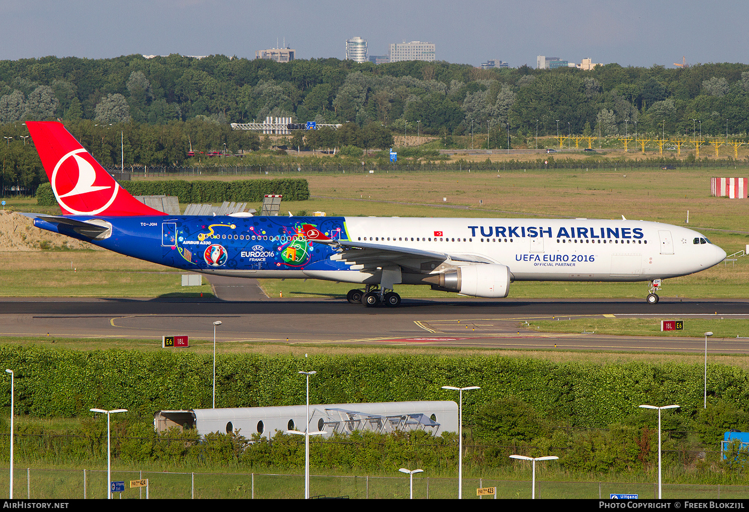 Aircraft Photo of TC-JOH | Airbus A330-303 | Turkish Airlines | AirHistory.net #537277