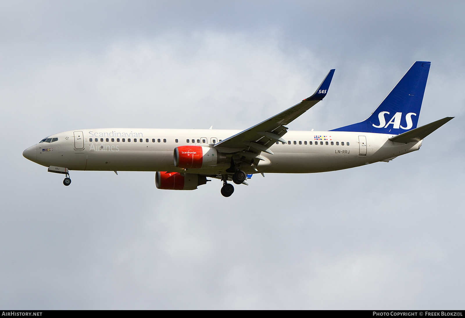 Aircraft Photo of LN-RRJ | Boeing 737-883 | Scandinavian Airlines - SAS | AirHistory.net #537381