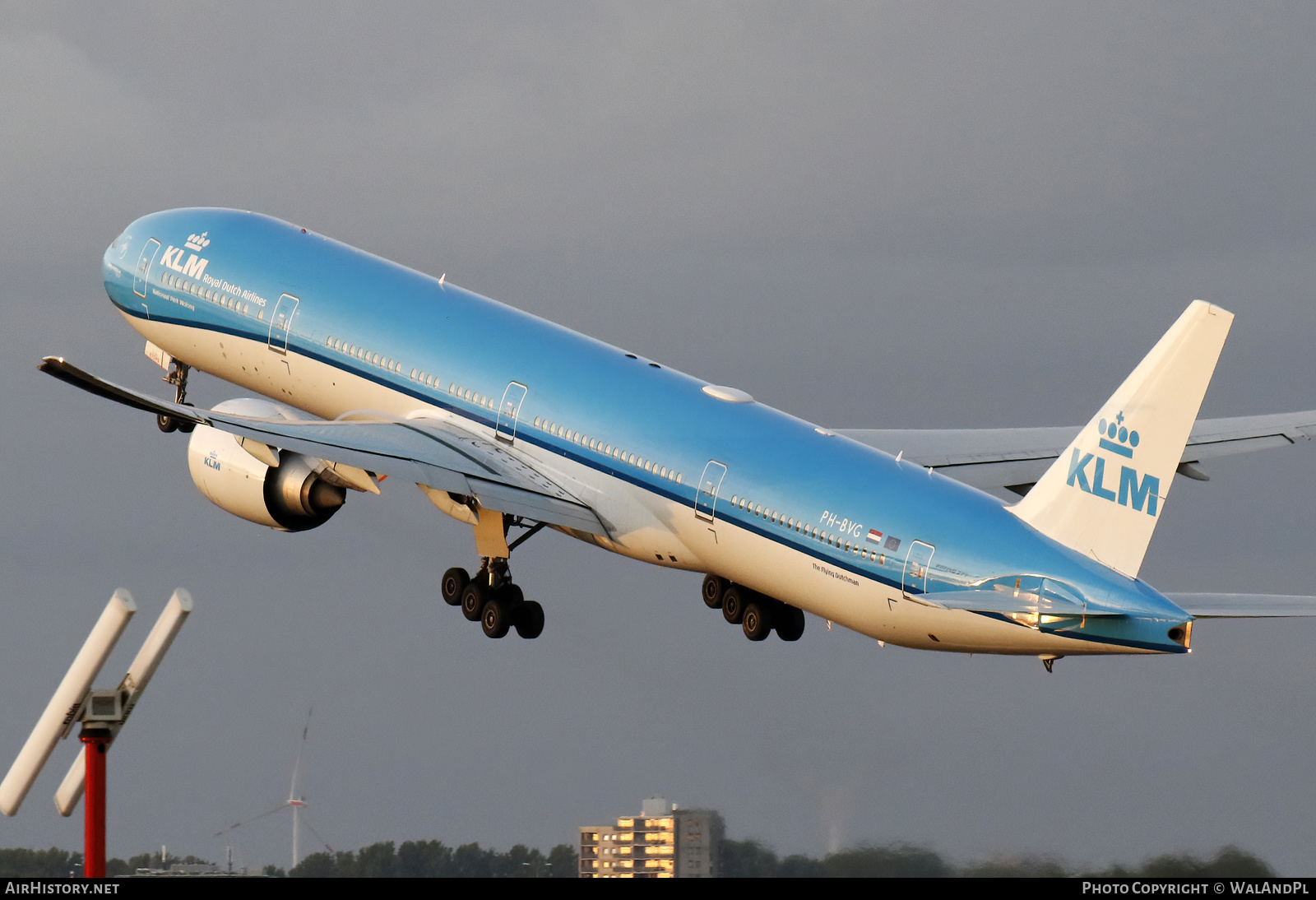 Aircraft Photo of PH-BVG | Boeing 777-306/ER | KLM - Royal Dutch Airlines | AirHistory.net #537434