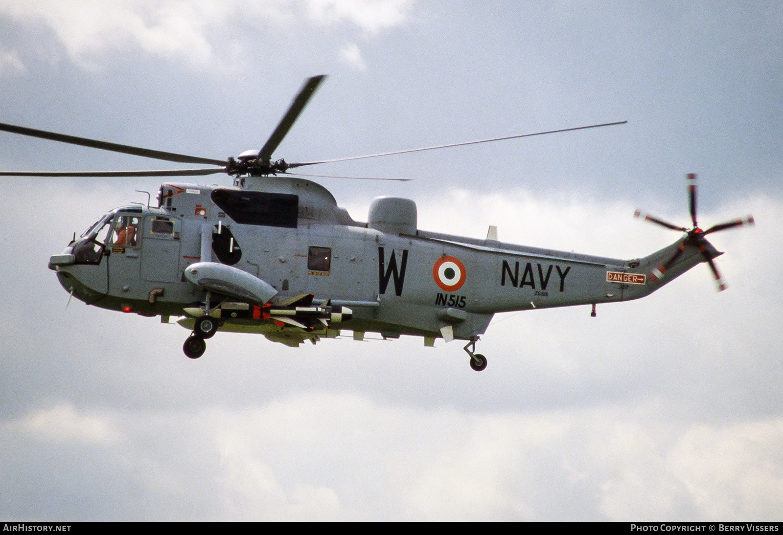 Aircraft Photo of IN515 / ZG601 | Westland WS-61 Sea King Mk42B | India - Navy | AirHistory.net #537552
