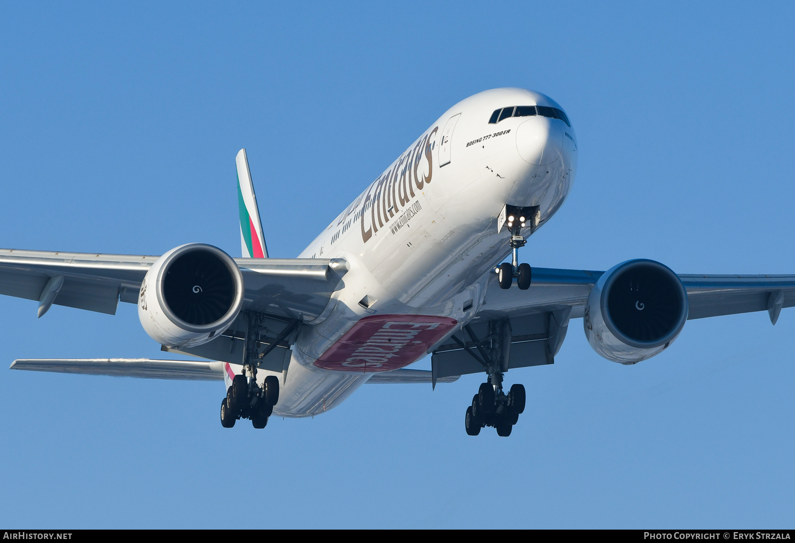 Aircraft Photo of A6-EGU | Boeing 777-31H/ER | Emirates | AirHistory.net #537557