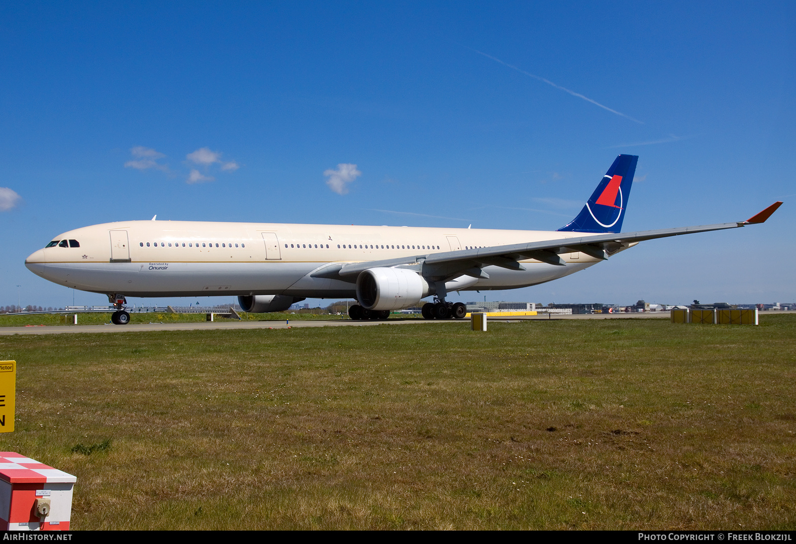 Aircraft Photo of TC-OCA | Airbus A330-321 | Onur Air | AirHistory.net #537564