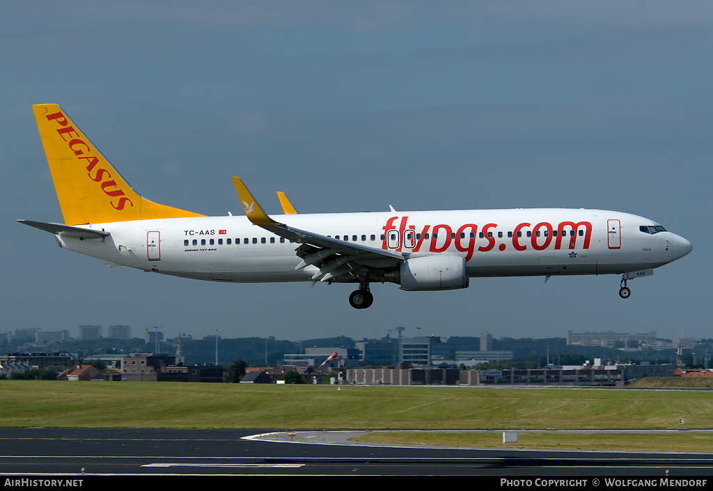 Aircraft Photo of TC-AAS | Boeing 737-82R | Pegasus Airlines | AirHistory.net #537665