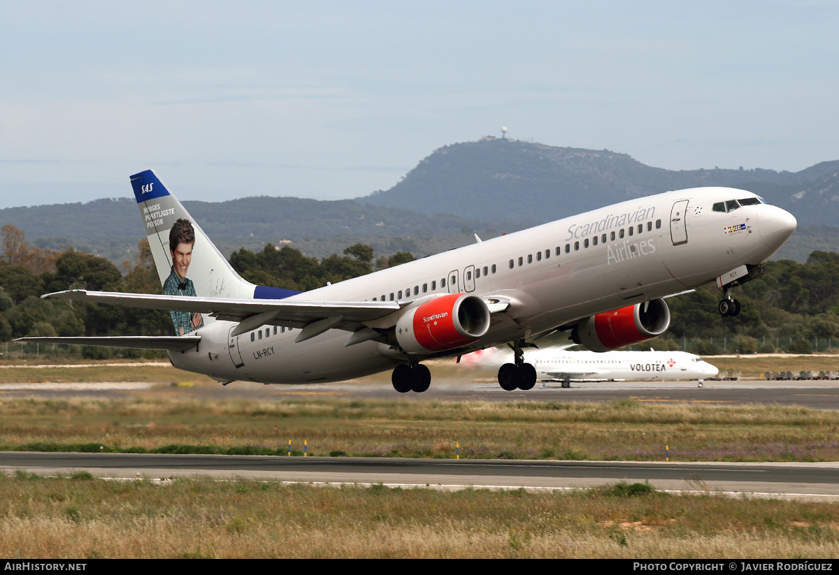Aircraft Photo of LN-RCY | Boeing 737-883 | Scandinavian Airlines - SAS | AirHistory.net #537700