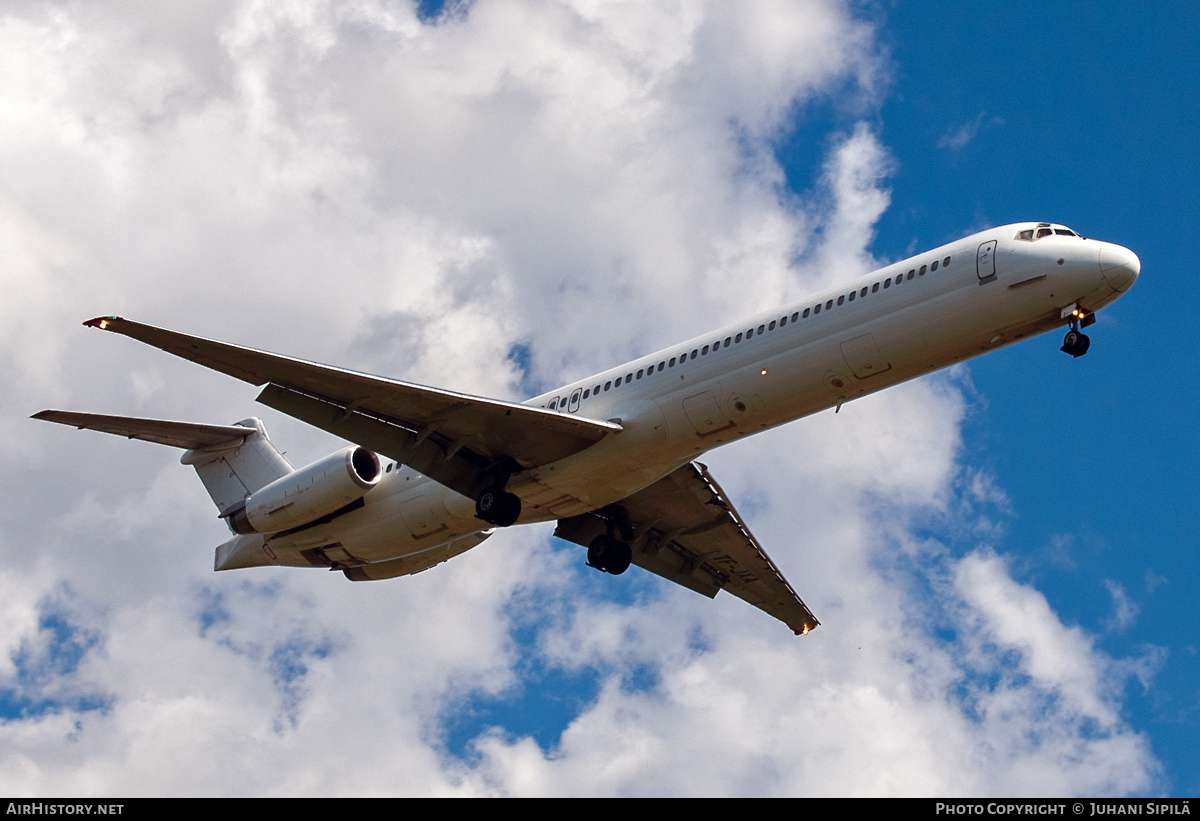 Aircraft Photo of TF-JXA | McDonnell Douglas MD-82 (DC-9-82) | AirHistory.net #537721