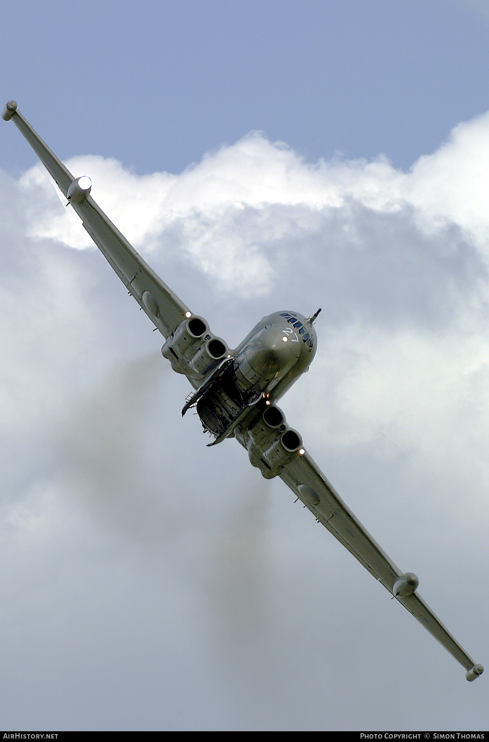 Aircraft Photo of XV227 | Hawker Siddeley Nimrod MR2P | UK - Air Force | AirHistory.net #537805