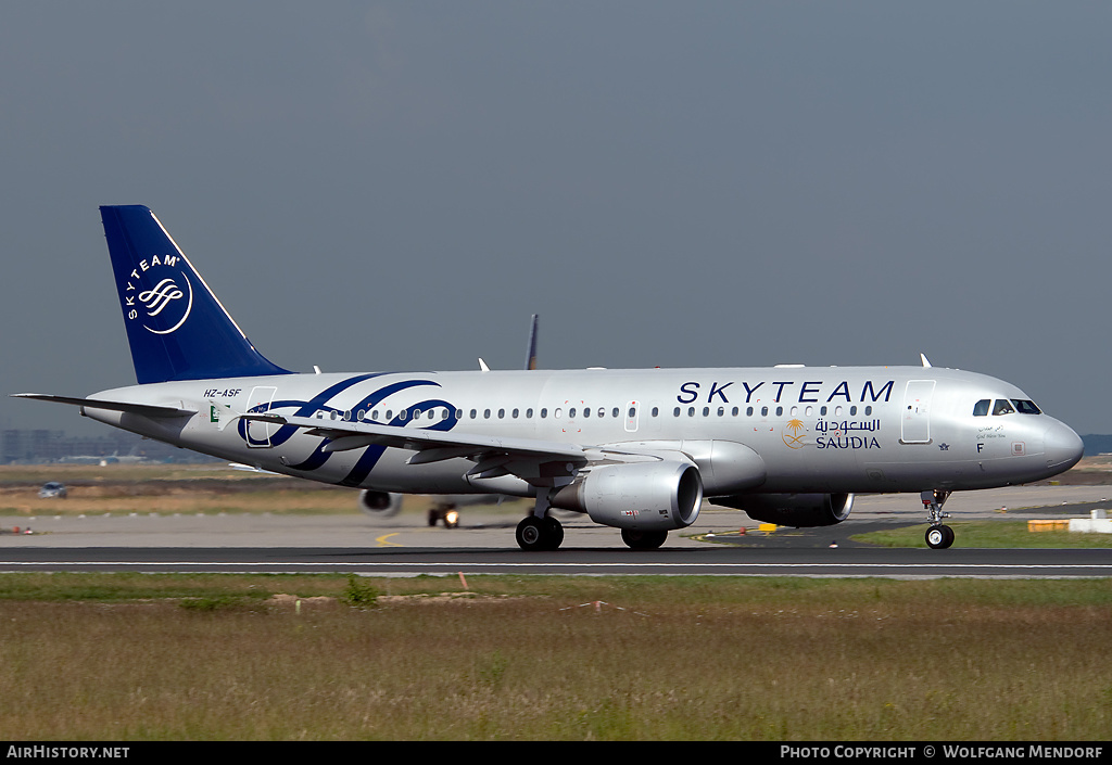 Aircraft Photo of HZ-ASF | Airbus A320-214 | Saudia - Saudi Arabian Airlines | AirHistory.net #537823