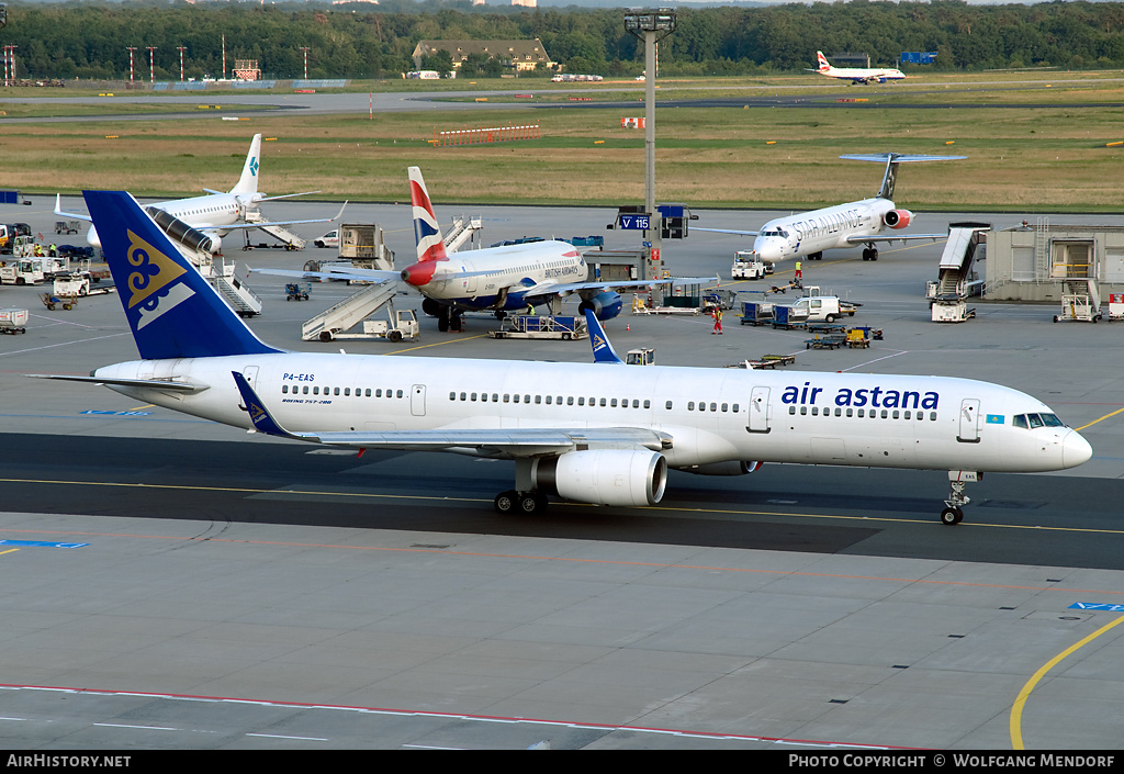 Aircraft Photo of P4-EAS | Boeing 757-2G5 | Air Astana | AirHistory.net #537831