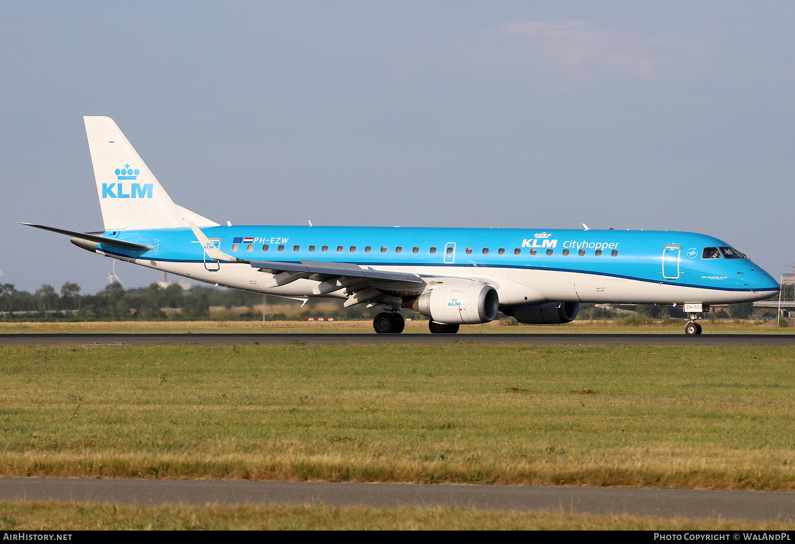 Aircraft Photo of PH-EZW | Embraer 190STD (ERJ-190-100STD) | KLM Cityhopper | AirHistory.net #537879