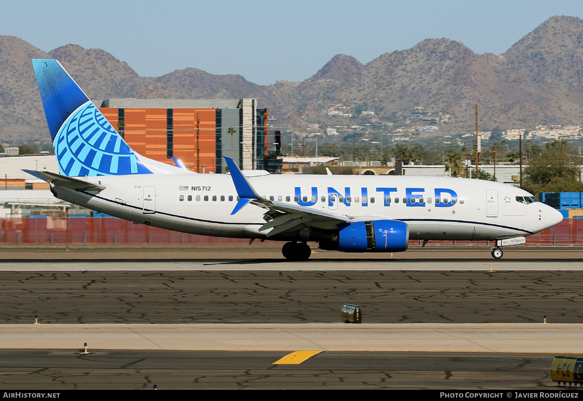 Aircraft Photo of N15712 | Boeing 737-724 | United Airlines | AirHistory.net #537981
