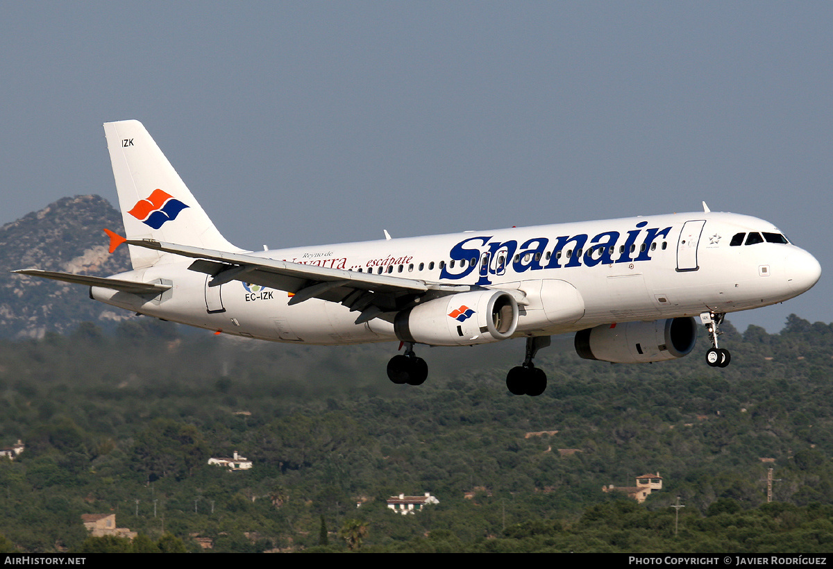 Aircraft Photo of EC-IZK | Airbus A320-232 | Spanair | AirHistory.net #537997