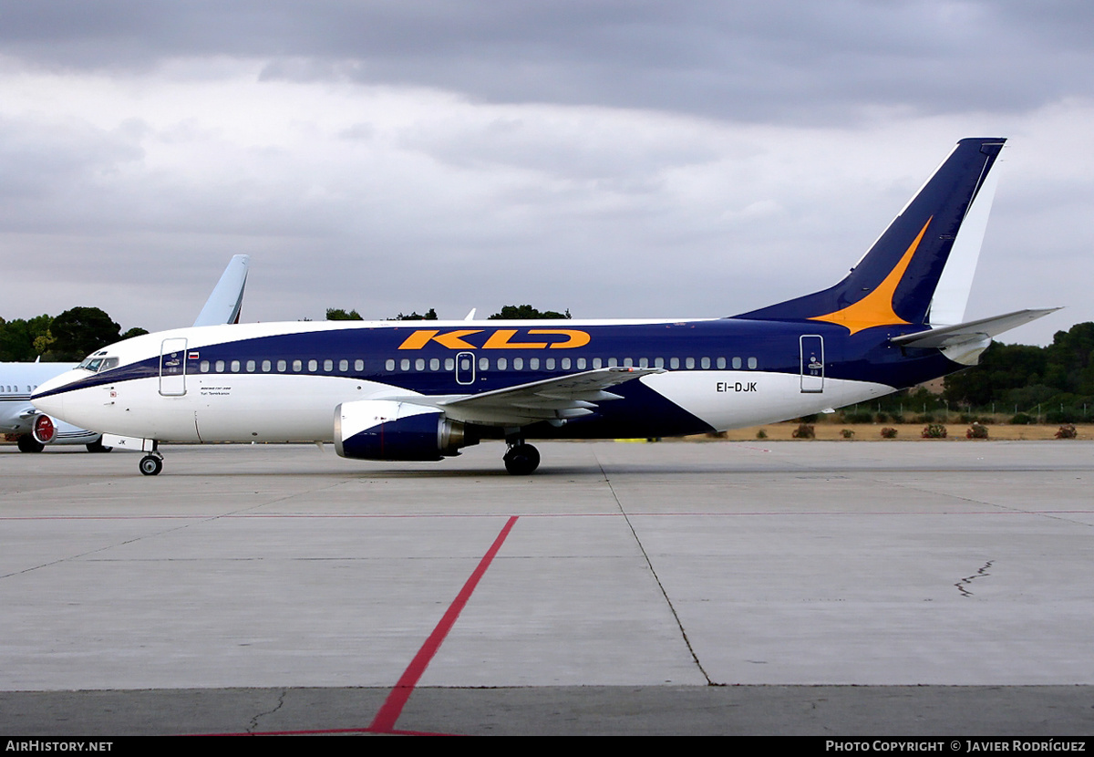 Aircraft Photo of EI-DJK | Boeing 737-382 | KD Avia | AirHistory.net #538016