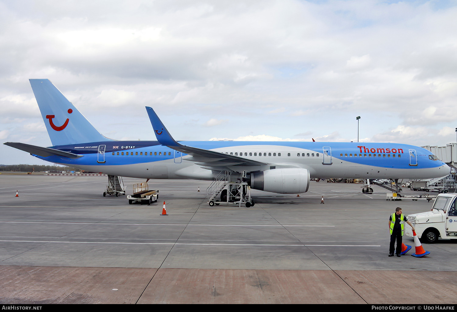 Aircraft Photo of G-BYAY | Boeing 757-204 | Thomson Airways | AirHistory.net #538083