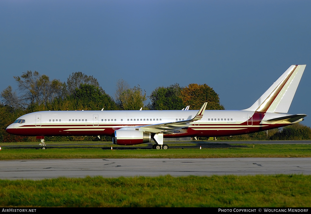 Aircraft Photo of N770BB | Boeing 757-2J4 | AirHistory.net #538103